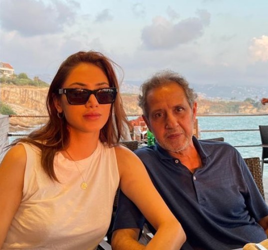 Rawan Mahdi wiith her father Mahdi Al Sayegh